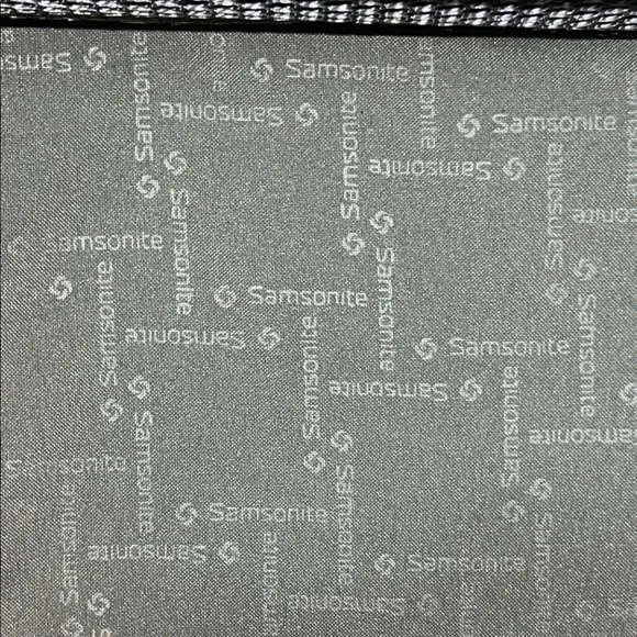 Samsonite Weekender - Picture 9 of 16